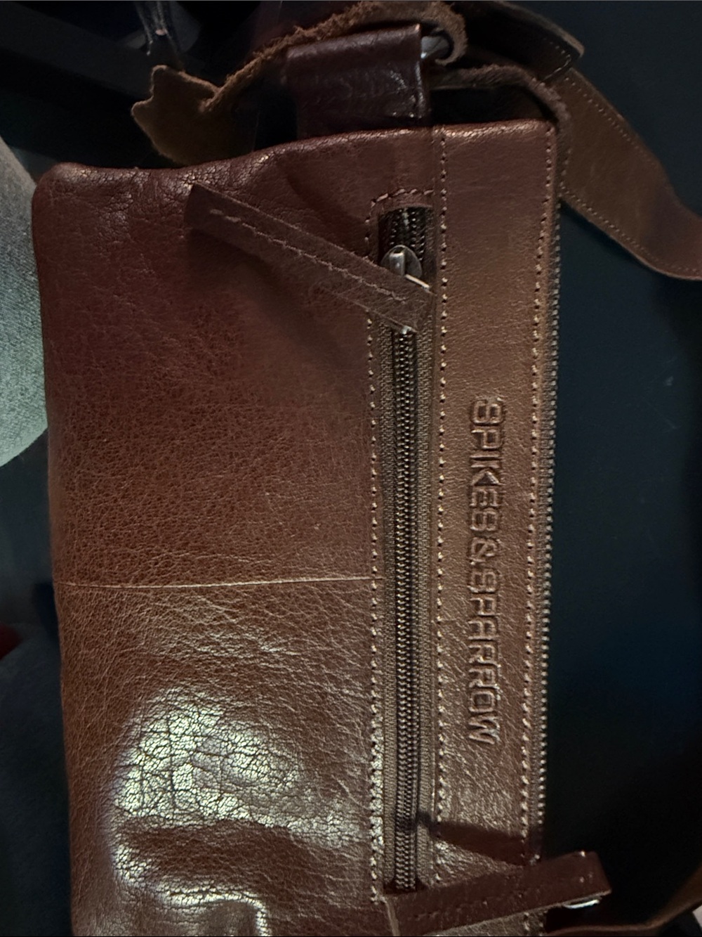 Spikes & Sparrow Brown Leather Messenger Bag - Compact Crossbody